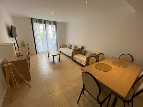 Osaka Suite 2 Alfamarhomes.com