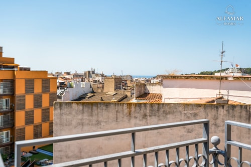 Sarai Suite: Modern Apartment with Terrace & Pool 14 Alfamarhomes.com