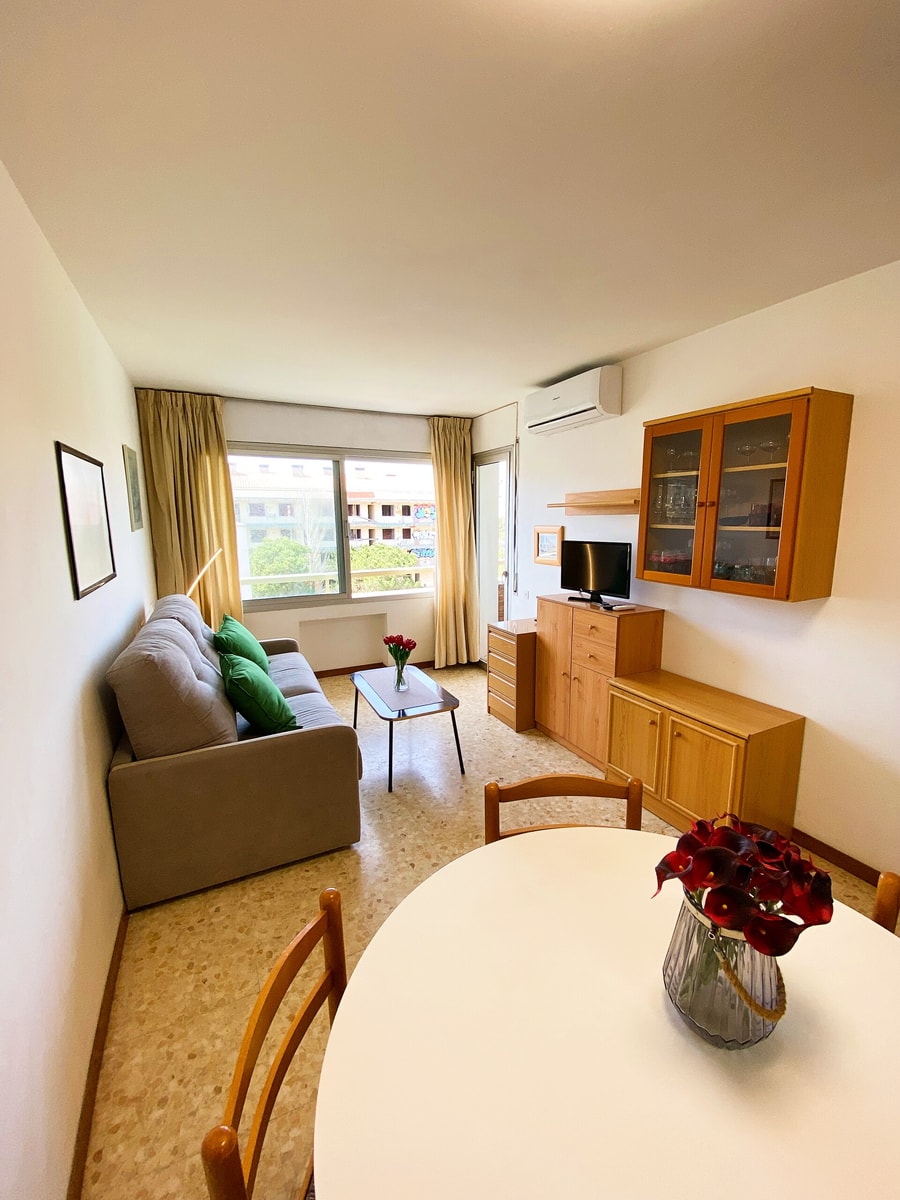 Daruma Suite - Relax at Steps from the Beach 7 Alfamarhomes.com