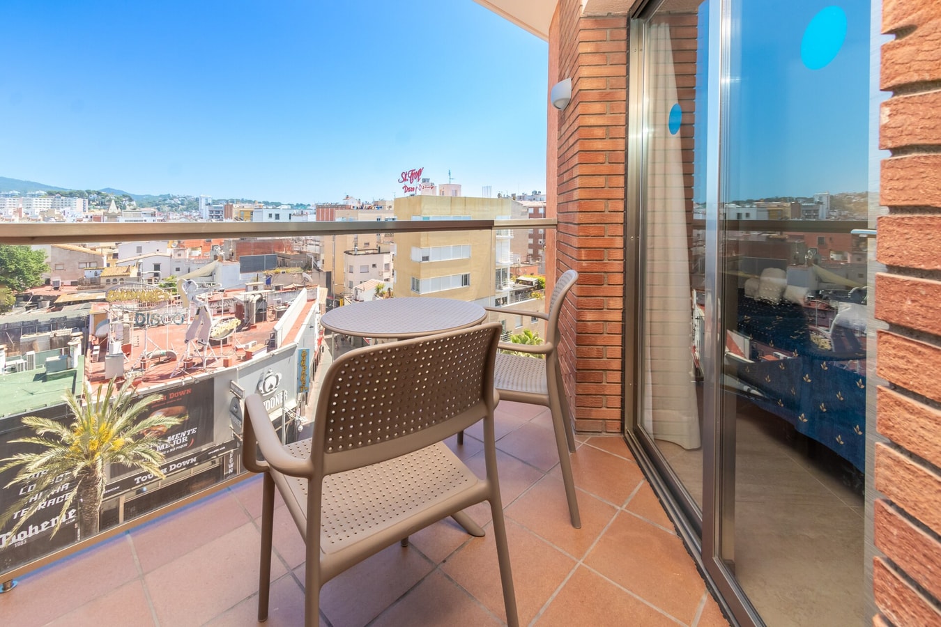 Apartamento 404 · Modern Apartment with Sea Views 14 Alfamarhomes.com