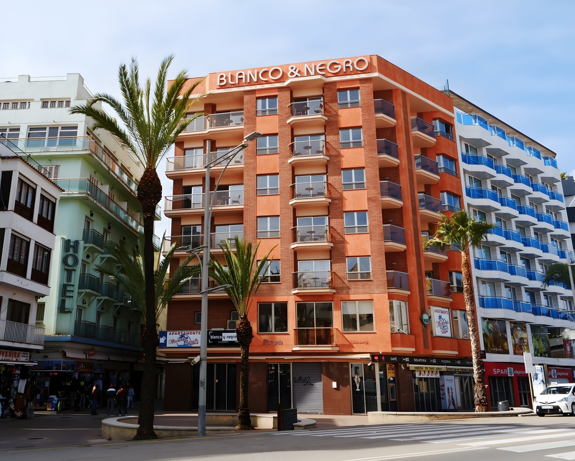 Apartamento 603 · Modern Studio Room with Sea Views 11 Alfamarhomes.com