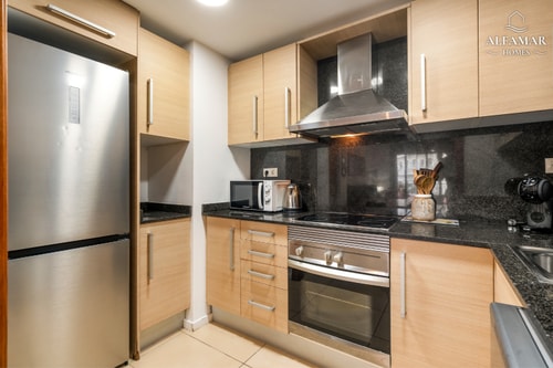 Zen Suite - Apto. Moderno con Parking y Piscina 11 Alfamarhomes.com