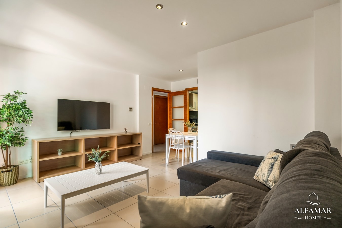  12 Alfamarhomes.com