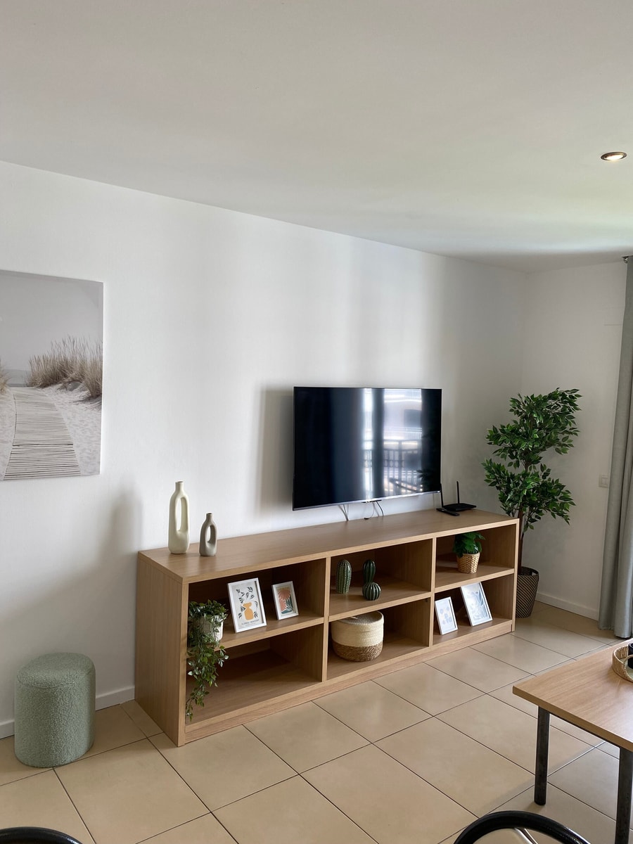  11 Alfamarhomes.com