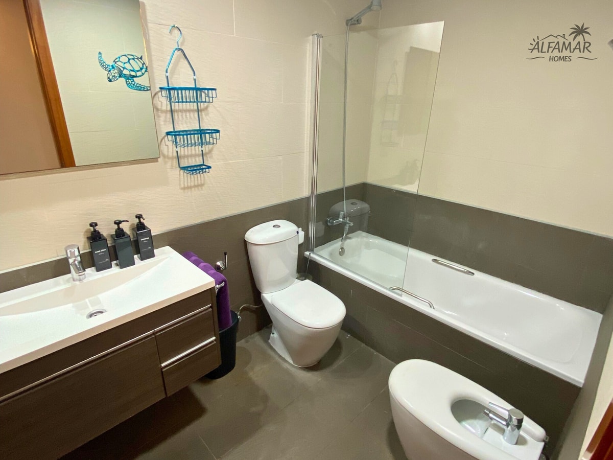 8 Alfamarhomes.com