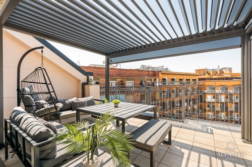 Sarai Suite: Modern Apartment with Terrace & Pool 17 Alfamarhomes.com