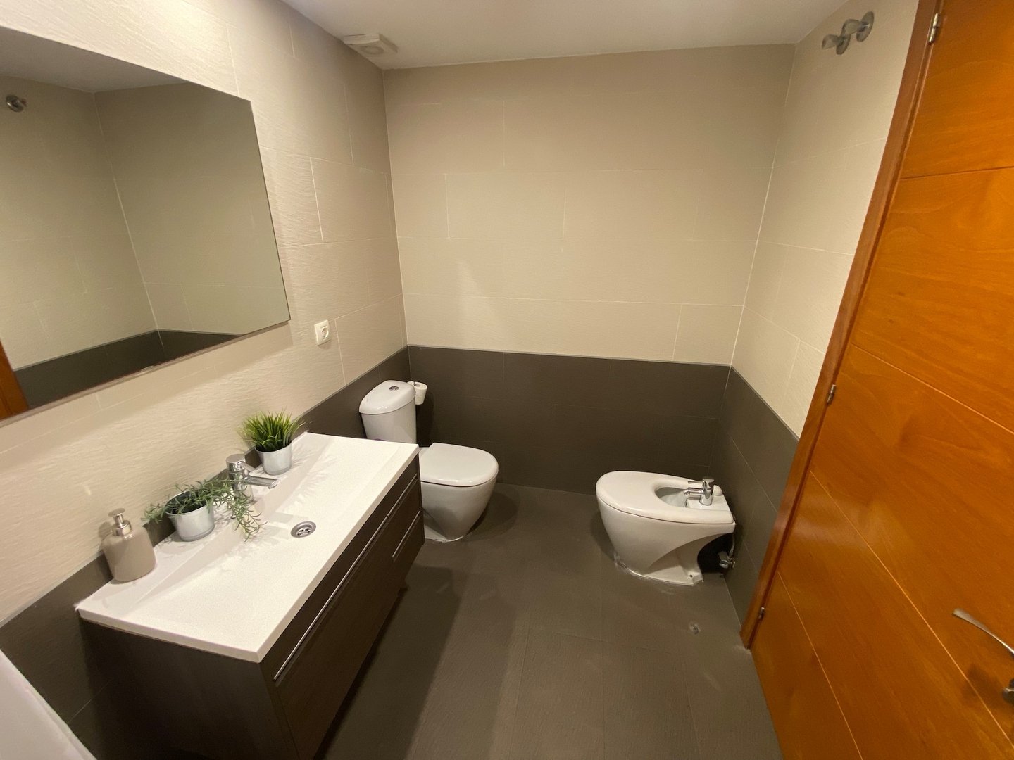 Osaka Suite 14 Alfamar Homes