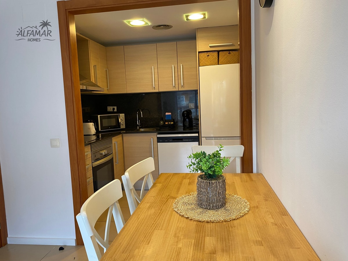 T. 39 8 Alfamarhomes.com