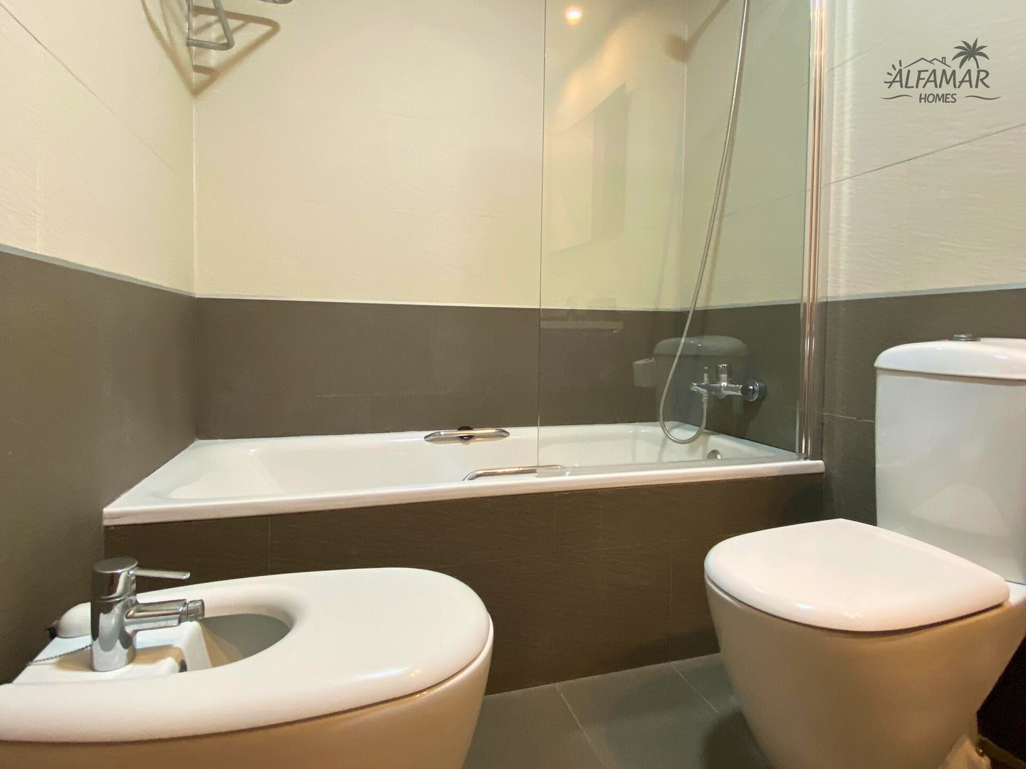 Yasumi Suite - By Alfamar 7 Alfamar Homes