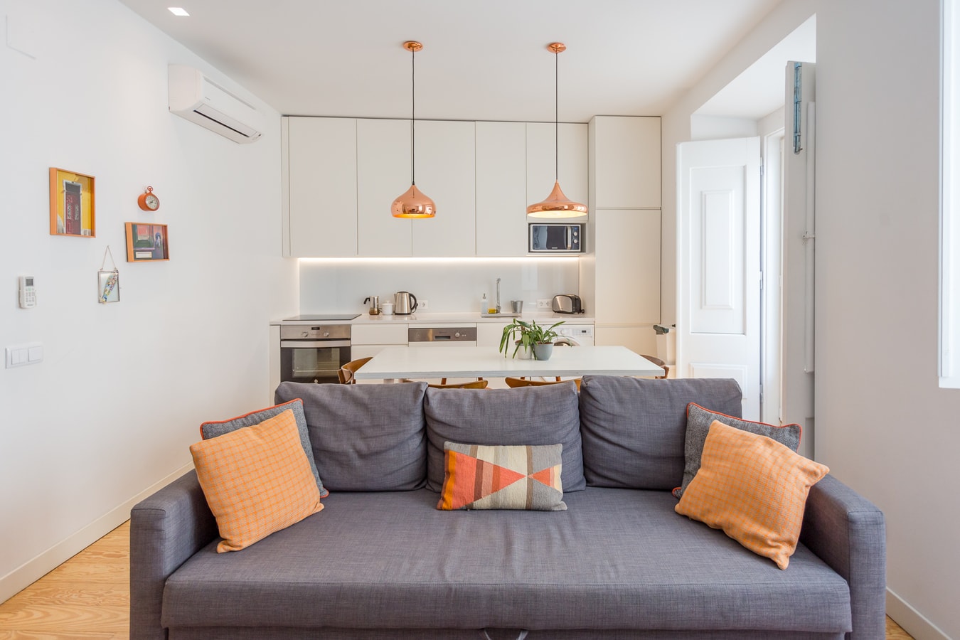 Apartment • Downtown Lisbon • 2 Bedrooms • Balcony gallery image 23