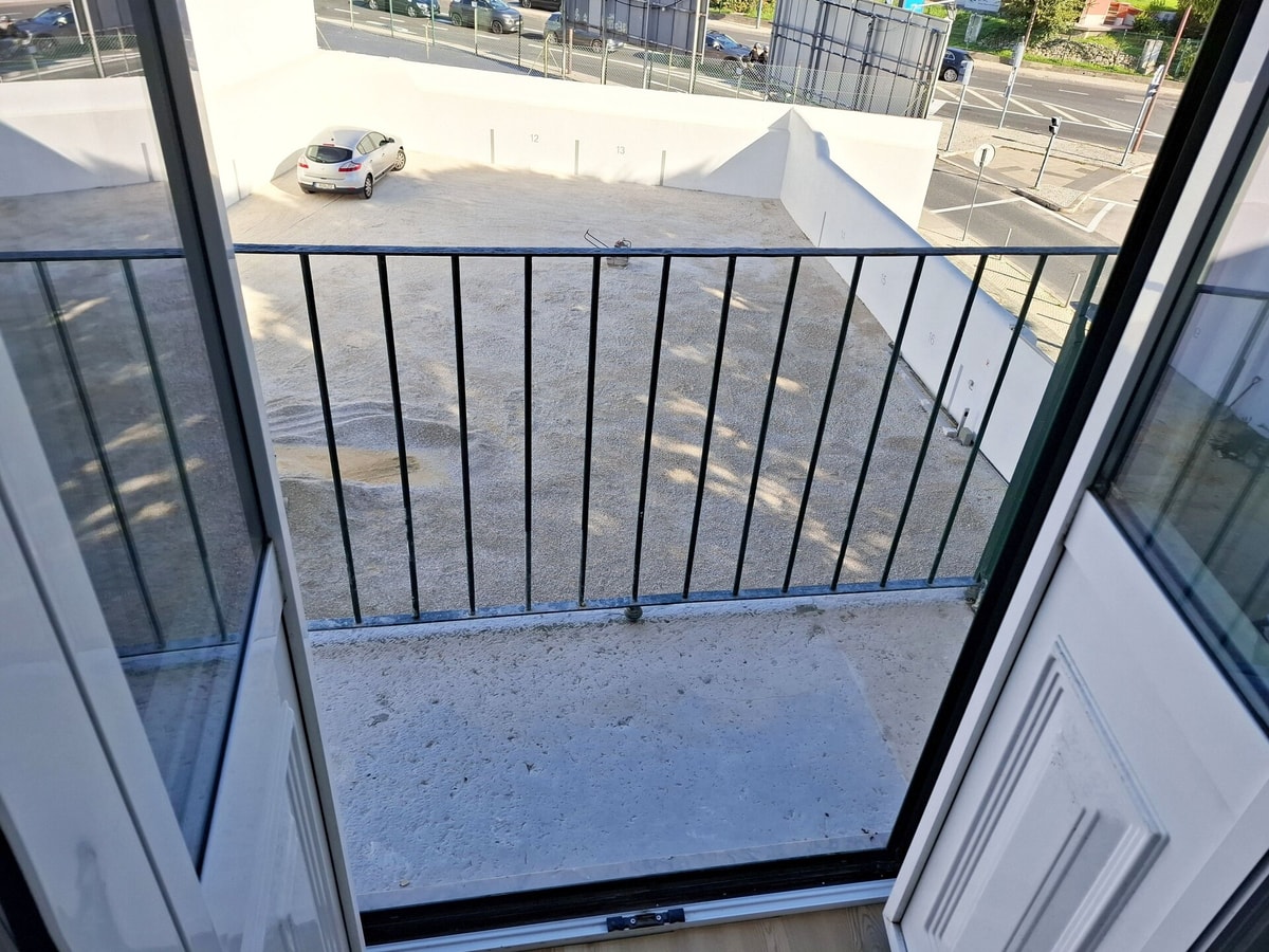Apartment 306 • Lisbon • 1 bedroom • Balcony • A/C gallery image 3