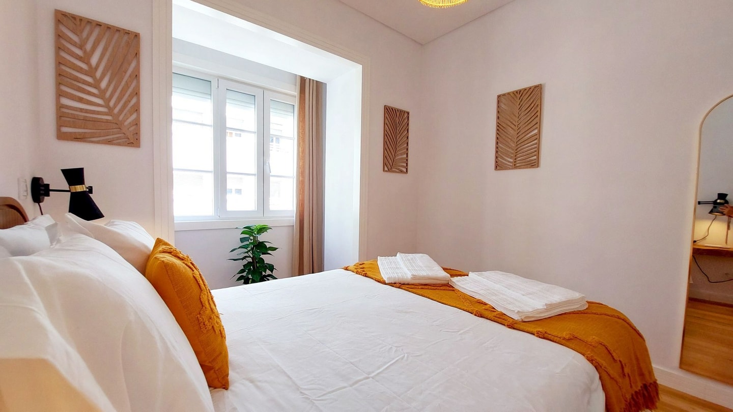 Spacious apartment in Lisbon | 2 bedrooms with AC gallery image 23