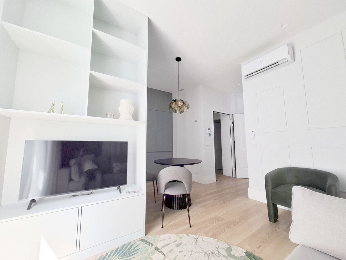 Apartment 106 • Lisbon • 1 bedroom • Elevator •A/C gallery image 8