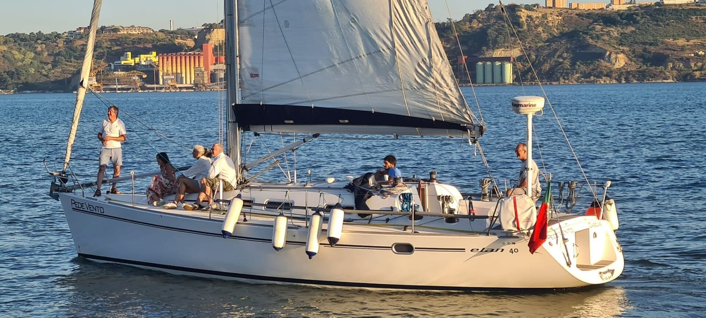 Unique Sailboat Stay in Lisbon with Marina Views gallery image 32
