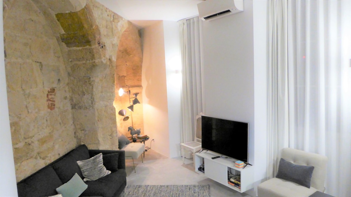 Historic house of Santo André • Lisbon's old town gallery image 13
