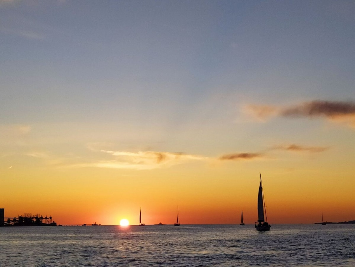 Lisbon for Two • Sailboat Santa Maria Stay gallery image 43