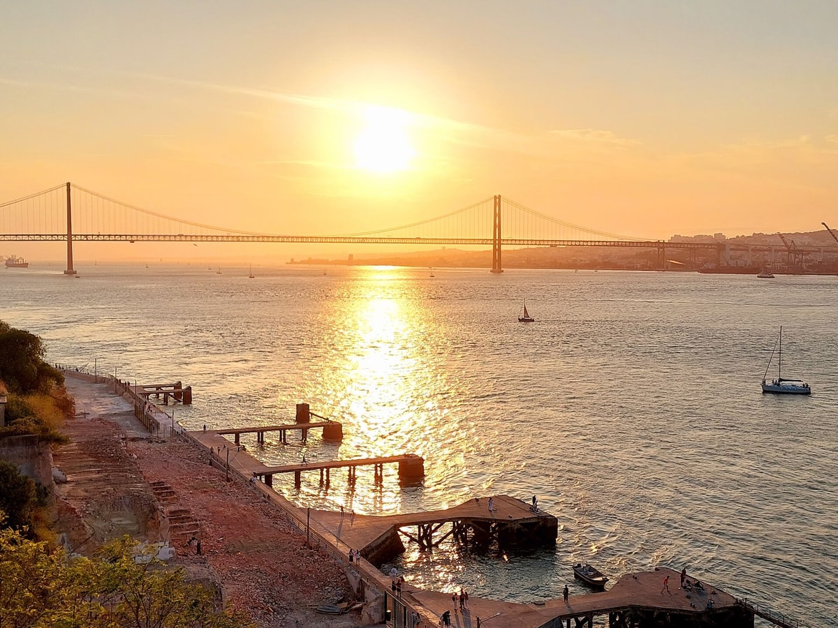 Flat in Cacilhas – Lisbon Stunning River Views gallery image 4