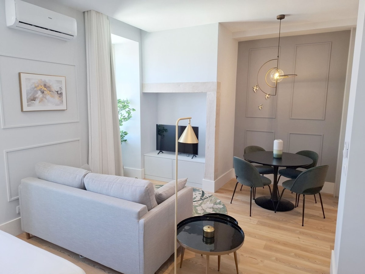 Apartment 306 • Lisbon • 1 bedroom • Balcony • A/C gallery image 12