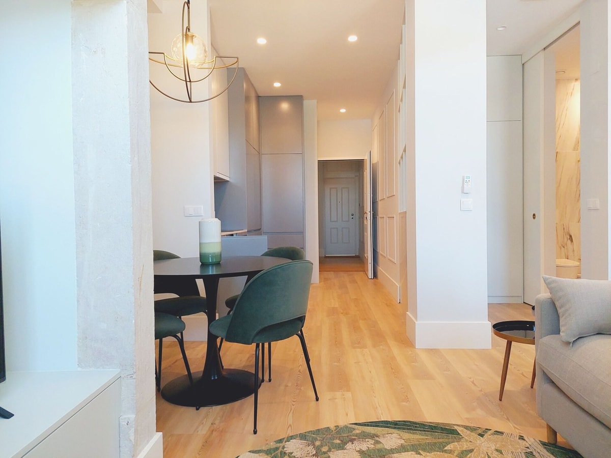 Apartment 306 • Lisbon • 1 bedroom • Balcony • A/C gallery image 15