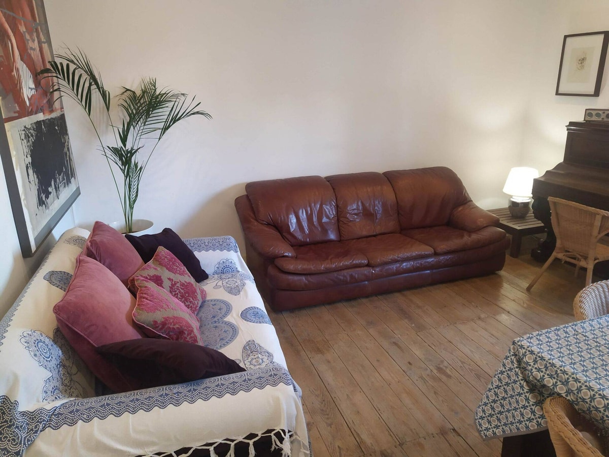 Charming flat with 2 bedrooms on Lisbon's 7th hill gallery image 16