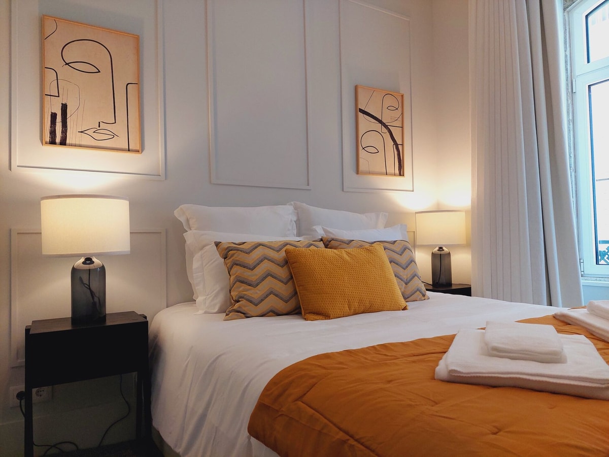 Apartment 101 • Lisbon • 2 bedrooms • Elevator•A/C gallery image 12