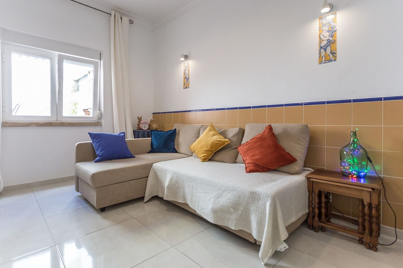1-Bedroom Flat with Terrace, near Metro & Arena gallery image 16
