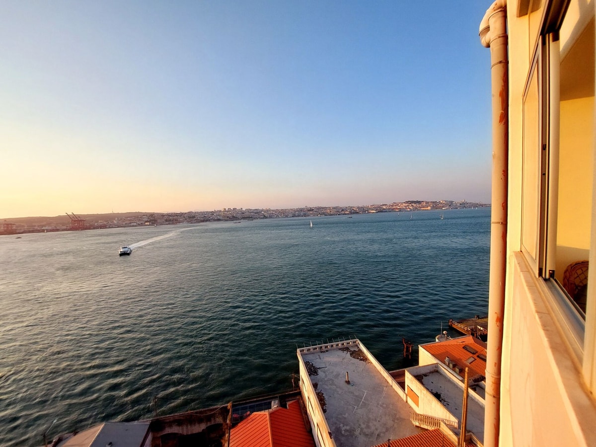 Flat in Cacilhas – Lisbon Stunning River Views gallery image 23