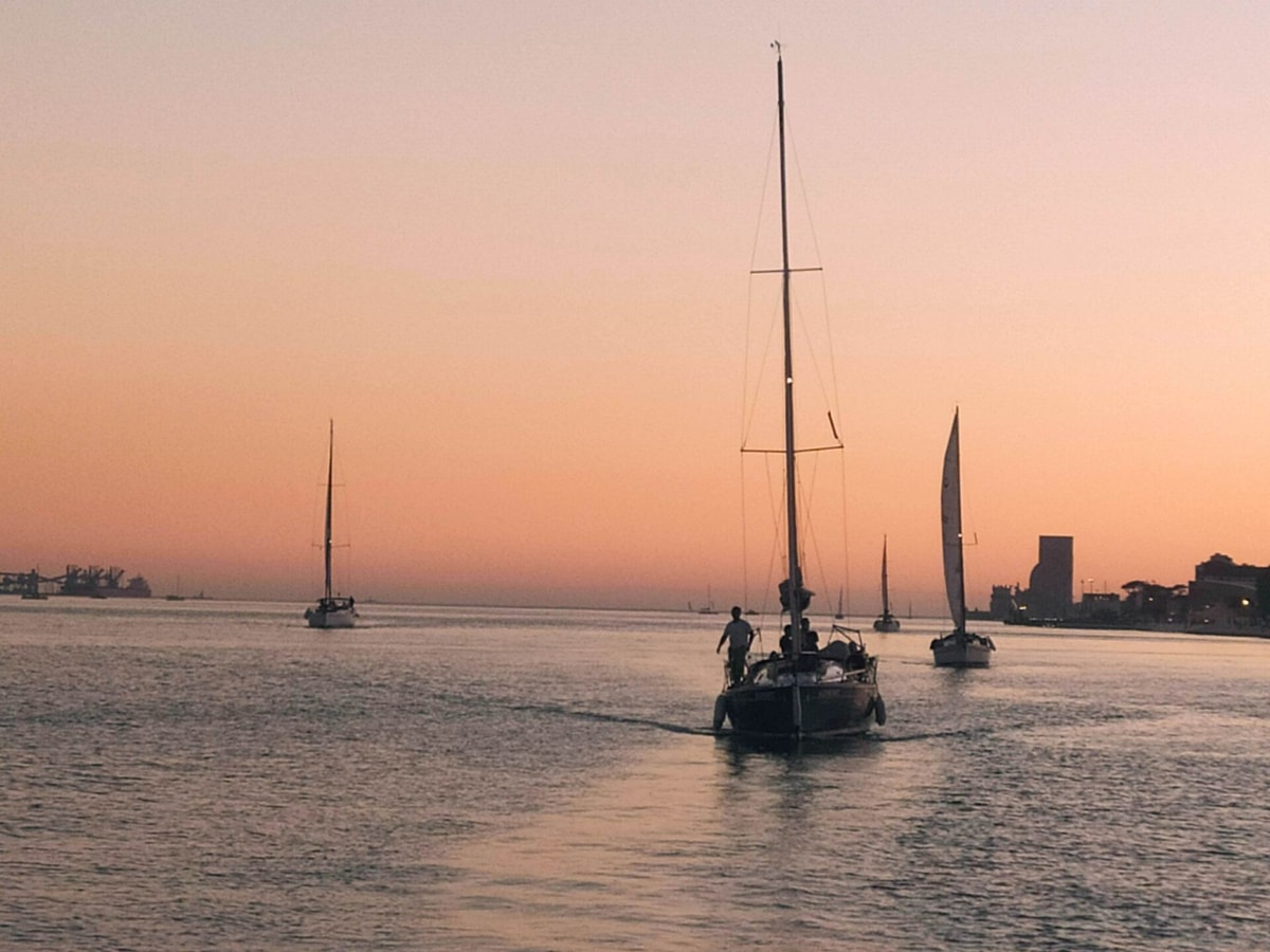 Lisbon for Two • Sailboat Santa Maria Stay gallery image 51