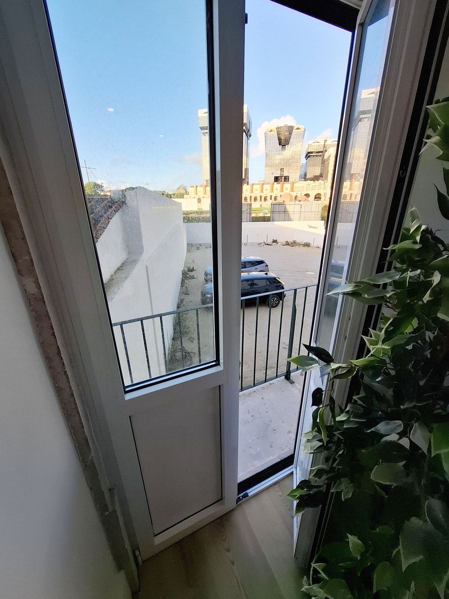 Studio 204 • Lisbon • Balcony • Elevator • A/C gallery image 14
