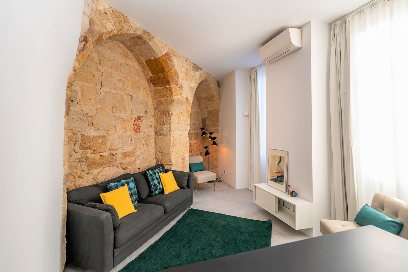 Historic house of Santo André • Lisbon's old town gallery image 9