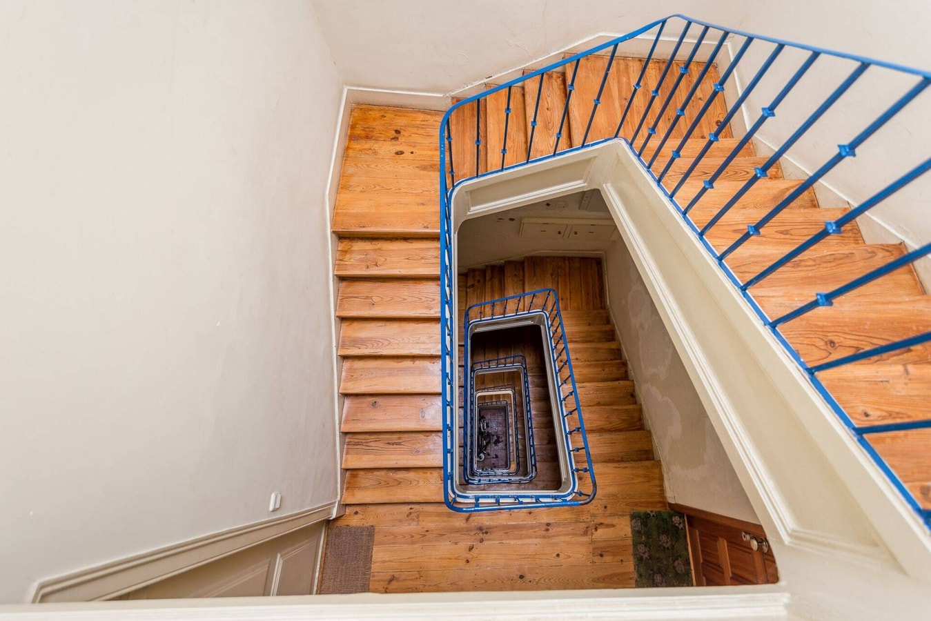 Charming flat with 2 bedrooms on Lisbon's 7th hill gallery image 5