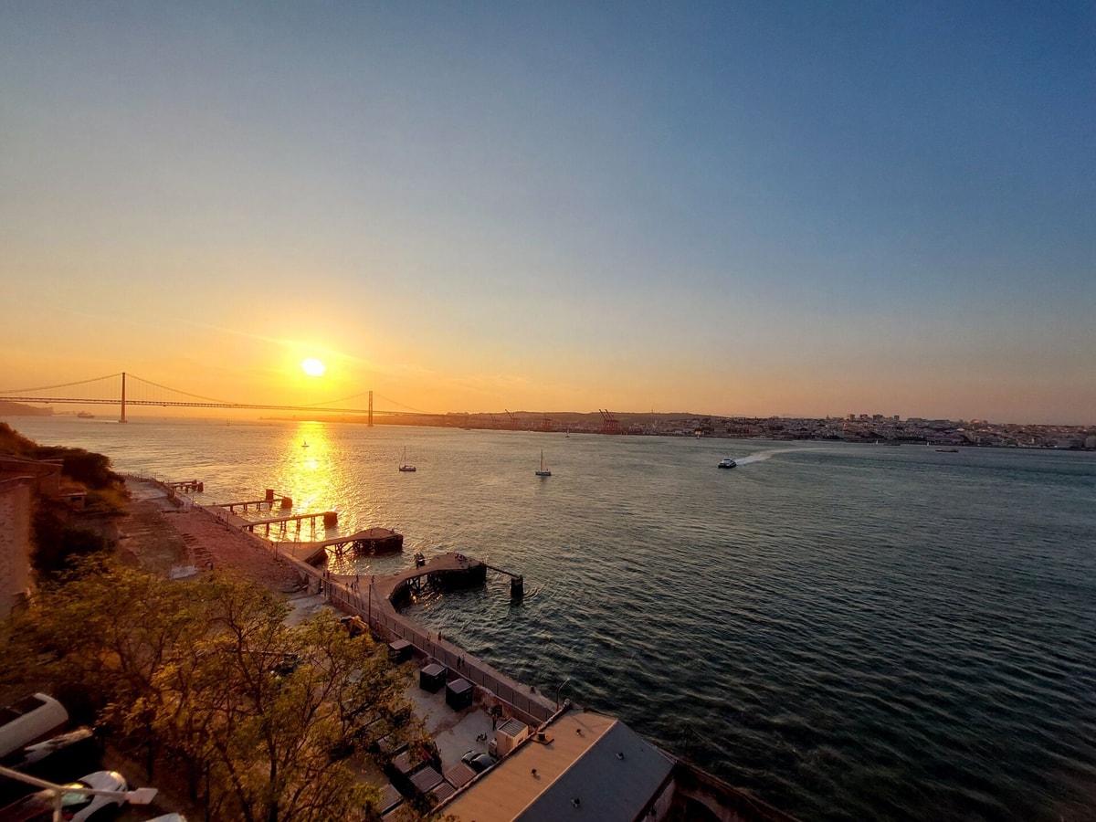Flat in Cacilhas – Lisbon Stunning River Views gallery image 6