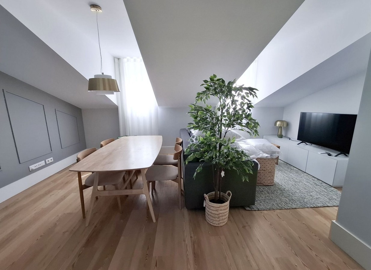 Apartment 505 • Lisbon • 2 bedrooms • Elevator•A/C gallery image 2