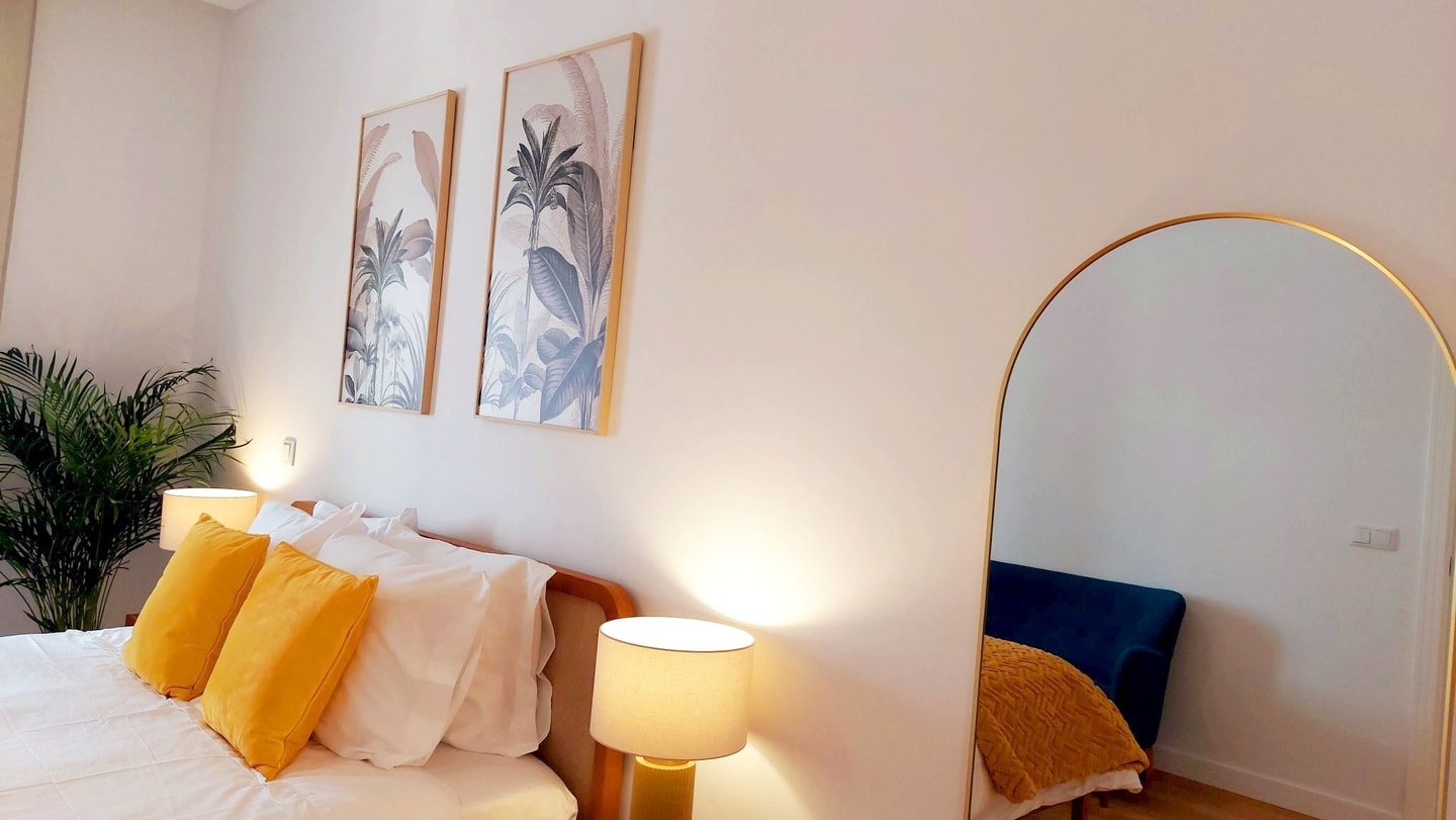 Spacious apartment in Lisbon | 2 bedrooms with AC gallery image 18