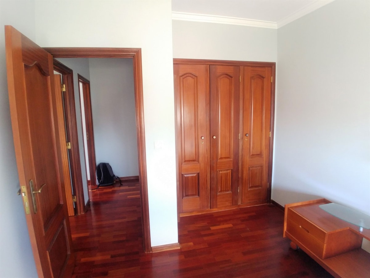 Apartment • Lisbon • 3BR • Walk to FIL & MeoArena gallery image 15