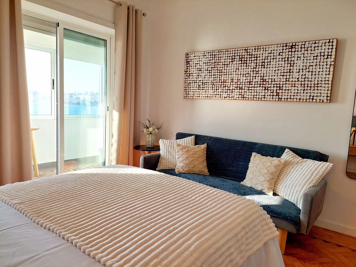 Flat in Cacilhas – Lisbon Stunning River Views gallery image 16