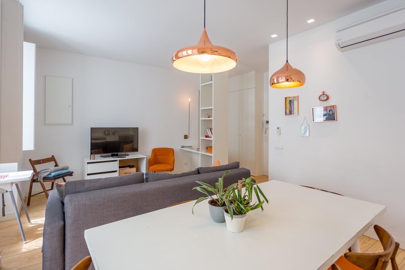 Apartment • Downtown Lisbon • 2 Bedrooms • Balcony gallery image 20