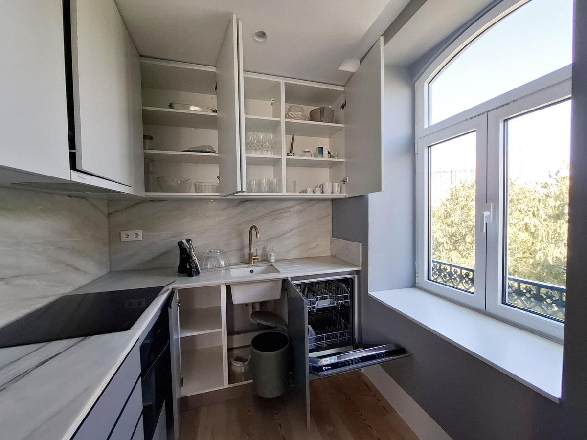 Apartment 505 • Lisbon • 2 bedrooms • Elevator•A/C gallery image 10