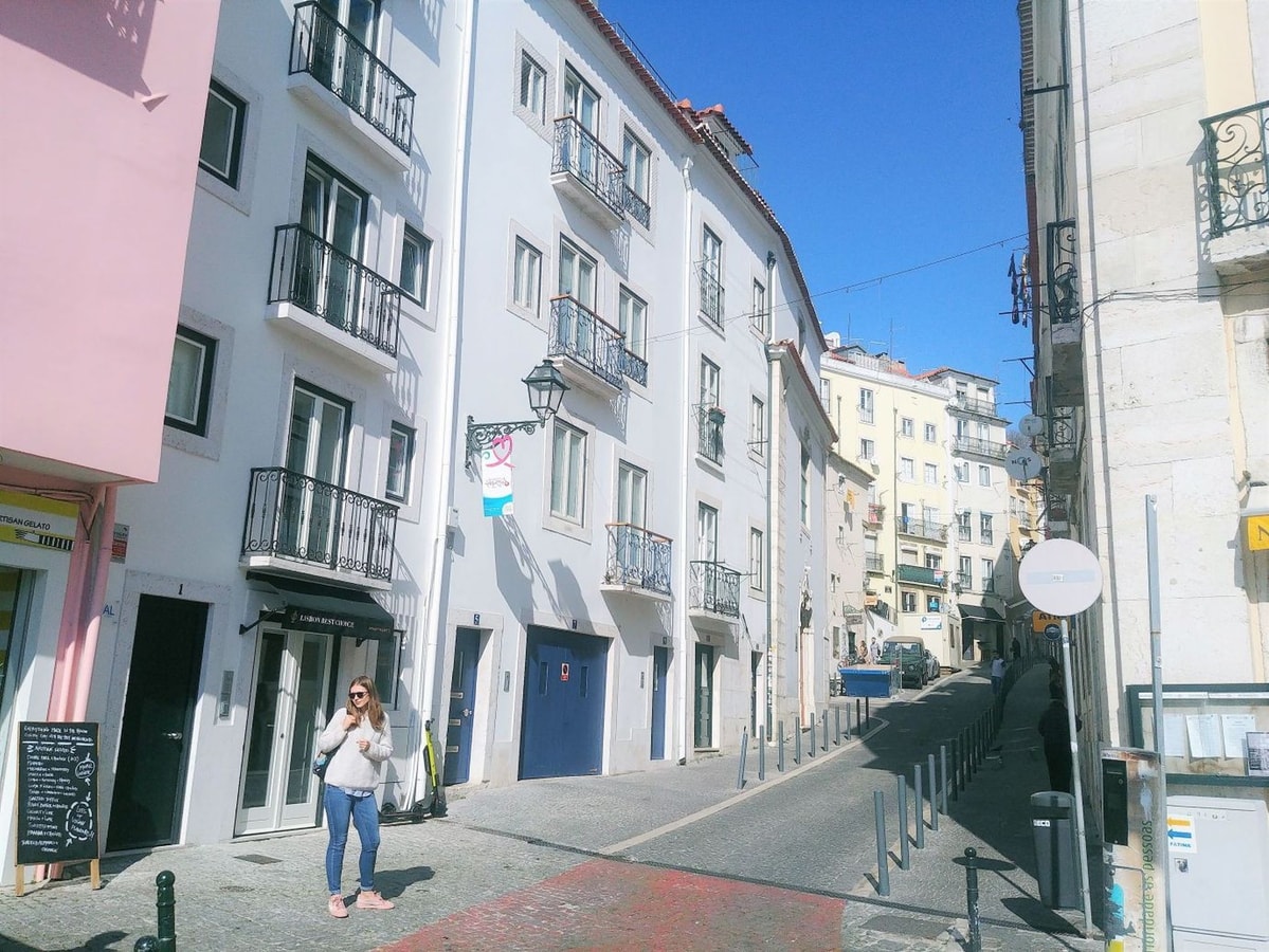 Apartment • Downtown Lisbon • 2 Bedrooms • Balcony gallery image 33