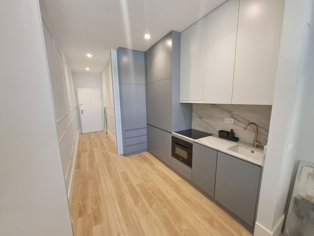 Apartment 307 • Lisbon • 1 bedroom • Balcony • A/C gallery image 3
