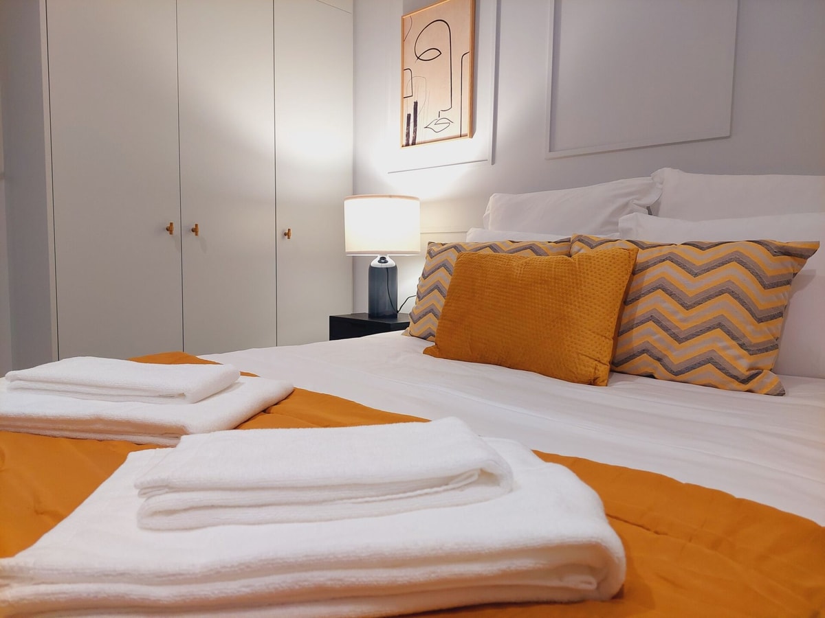 Apartment 101 • Lisbon • 2 bedrooms • Elevator•A/C gallery image 15