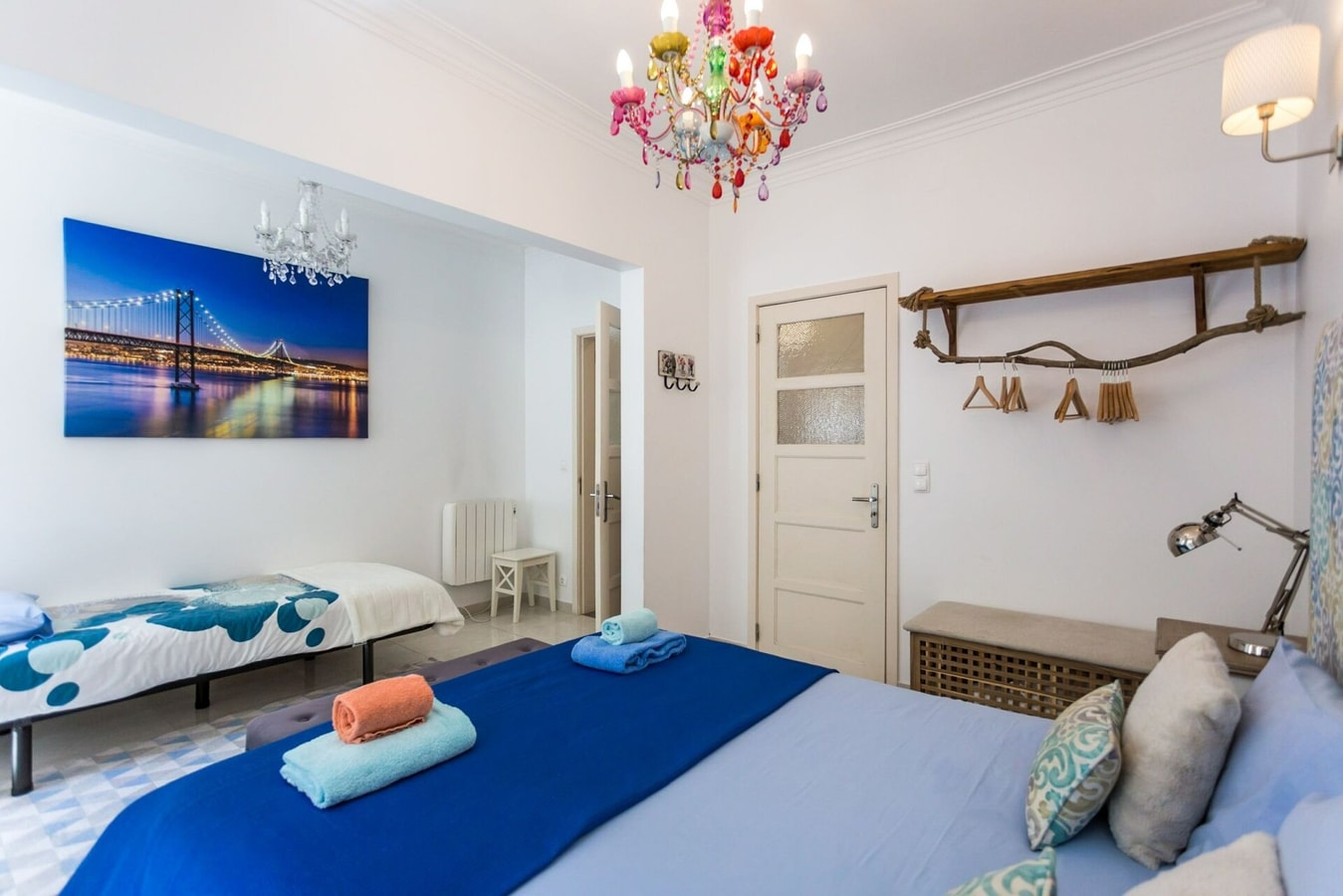 1-Bedroom Flat with Terrace, near Metro & Arena gallery image 2