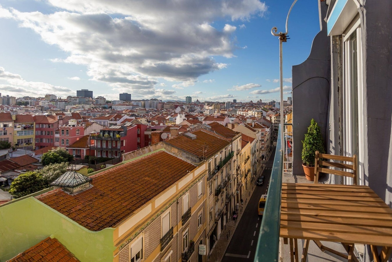 Charming flat with 2 bedrooms on Lisbon's 7th hill gallery image 31