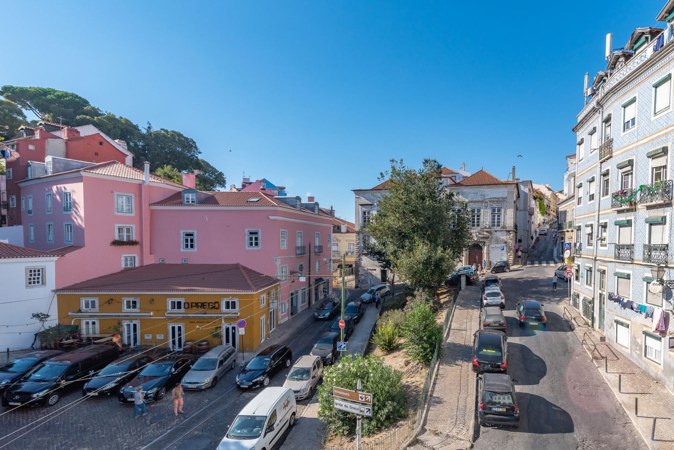 Historic house of Santo André • Lisbon's old town gallery image 83