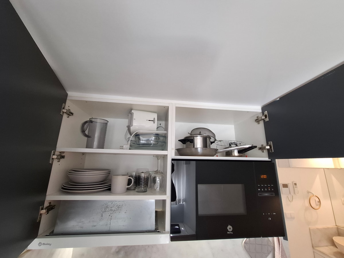Studio 0 • Downtown Lisbon • Walkable • A/C gallery image 24