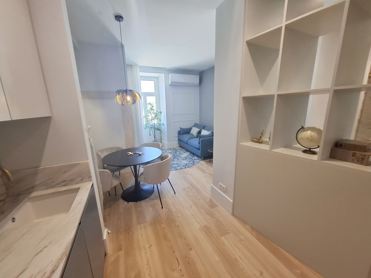 Apartment 307 • Lisbon • 1 bedroom • Balcony • A/C gallery image 19
