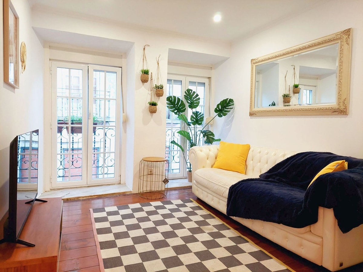 Apartment • Downtown Lisbon • Walkable • Balcony gallery image 6