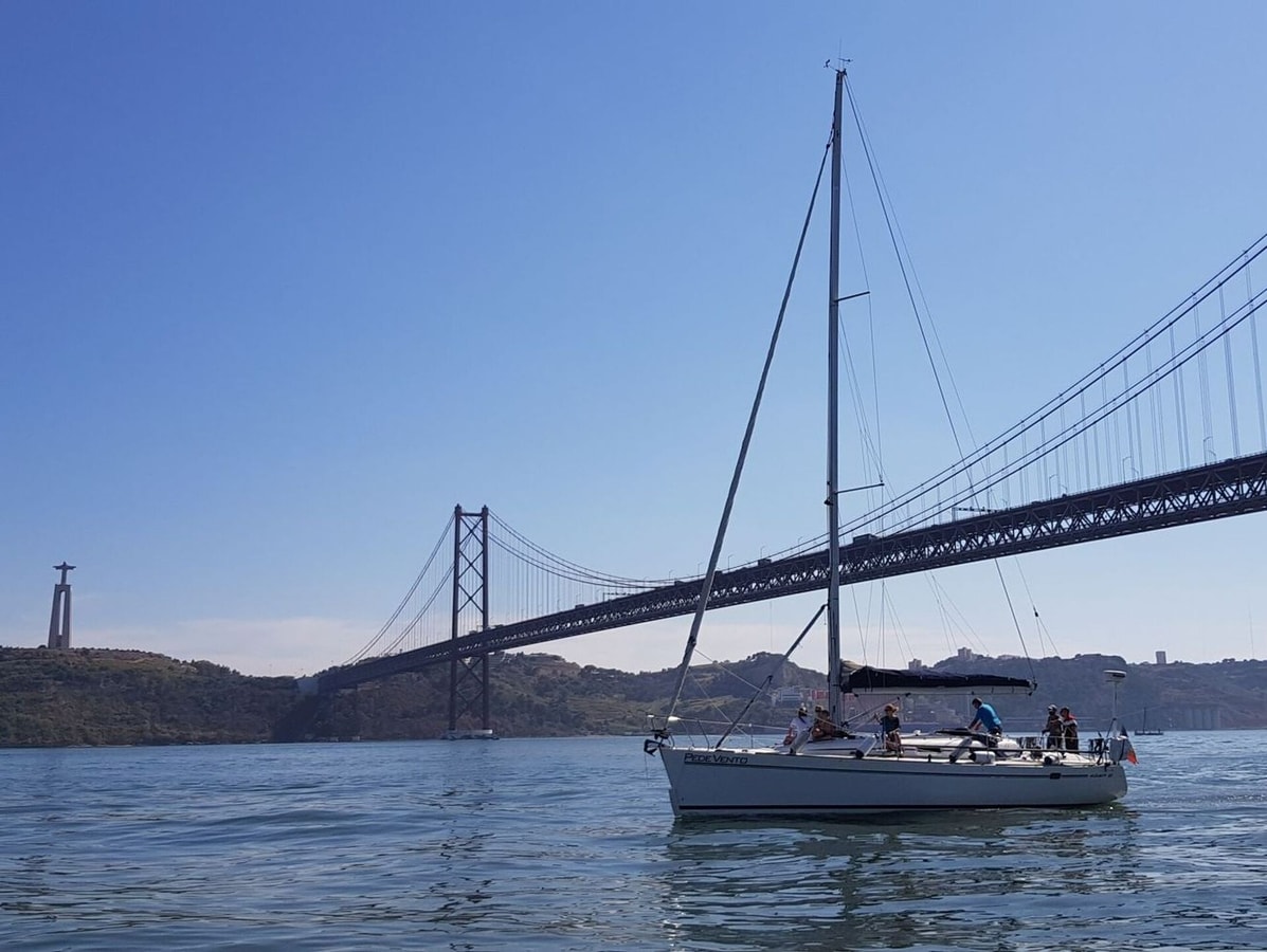 Unique Sailboat Stay in Lisbon with Marina Views gallery image 31