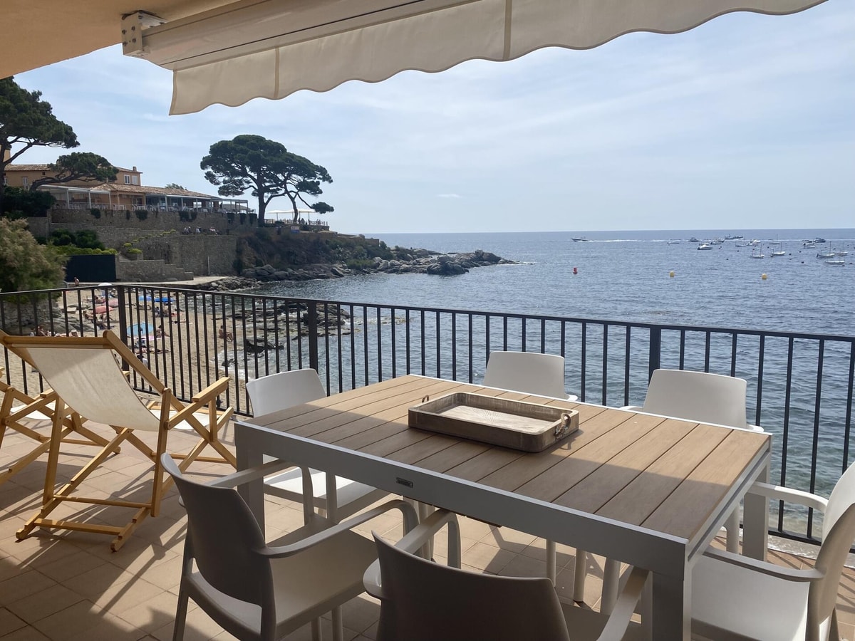 CANADELL MAR G - Primera línea de mar con terraza 6 WeHost Costa Brava