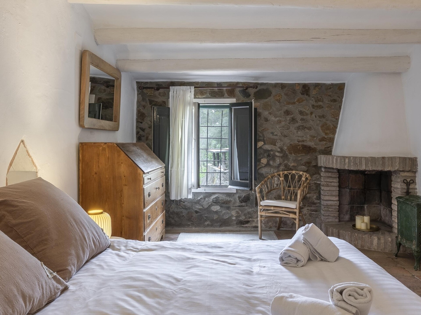 Masia Moli de Can Burjats with pool and fireplace 22 WeHost Costa Brava